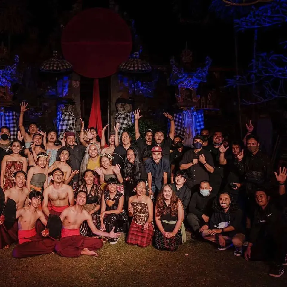 ART PERFORMANCE & ENTERTAINMENT PRODUCTION